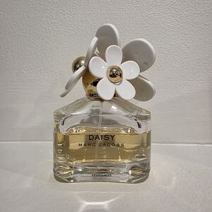 Marc Jacobs Fragrances Daisy Eau de Toilette 1.7oz